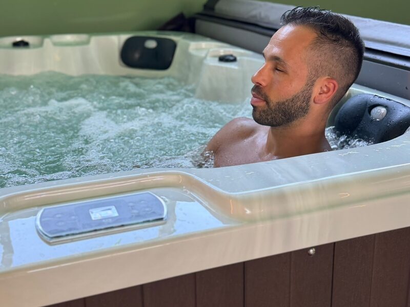 Jacuzzi